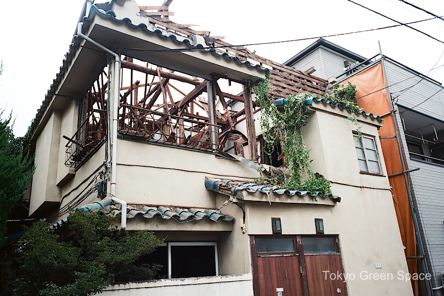 demolition_nakano_no_roof